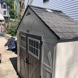Craftsman Outdoor Vanilla 8 ft. W x 4 ft. D Plastic Storage Shed
