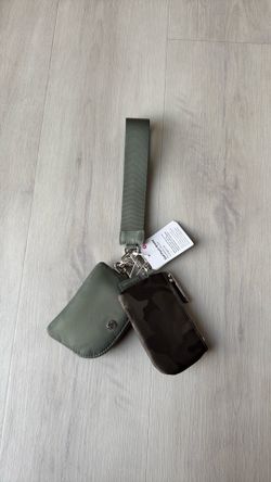 Lululemon Dual Pouch Wristlet