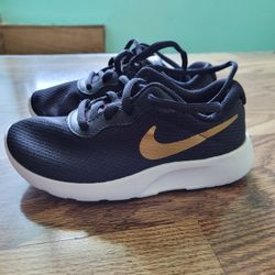 Nike Boys Shoes 