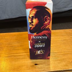LeBron James Collectors Box