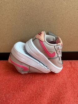 Girls Nike  Shoe Pink Size 3C