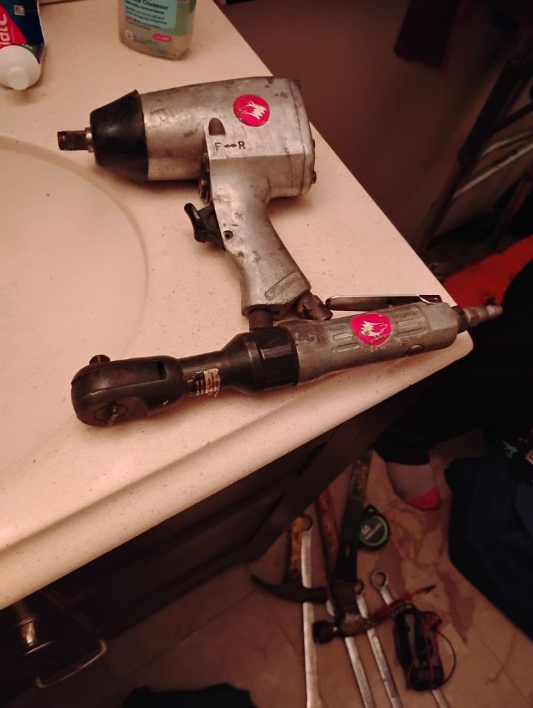 Air Ratchets