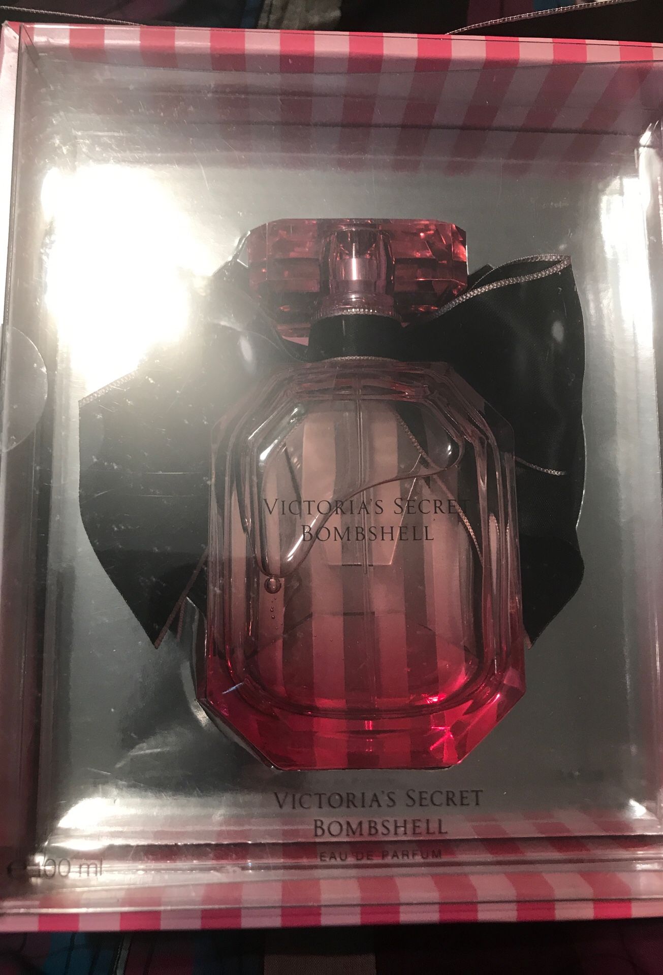 Bombshell perfume 3.4oz New sealed