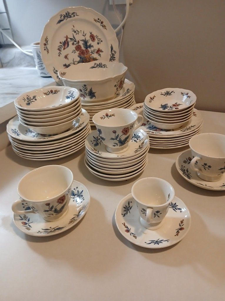 Dinner Set