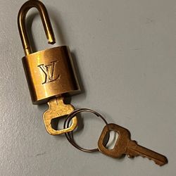 LOUIS VUITTON padlock