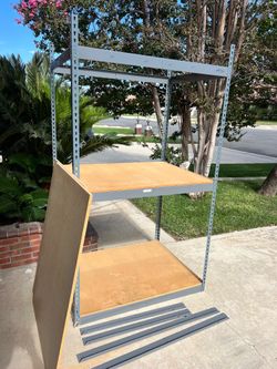 $60—4 shelf customizable storage
