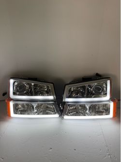 Chevy Silverado 2003-2006 Cateye headlights