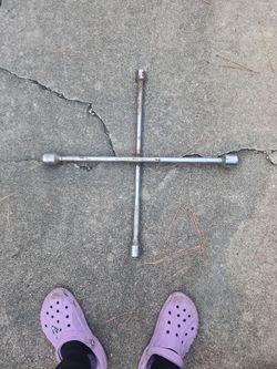 Rim Lug Nuts Cross WrenchTire Wheel