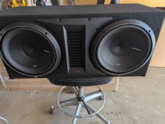 Rossford fosgate P2 12-in subwoofers in box