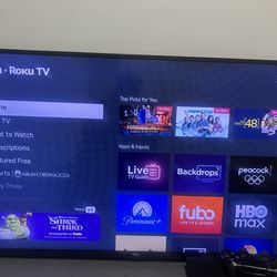 Roku 43" Select Series 4K HDR Smart Roku TV with Roku TV Remote