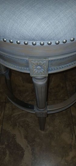 Elegant/Envied Barstool
