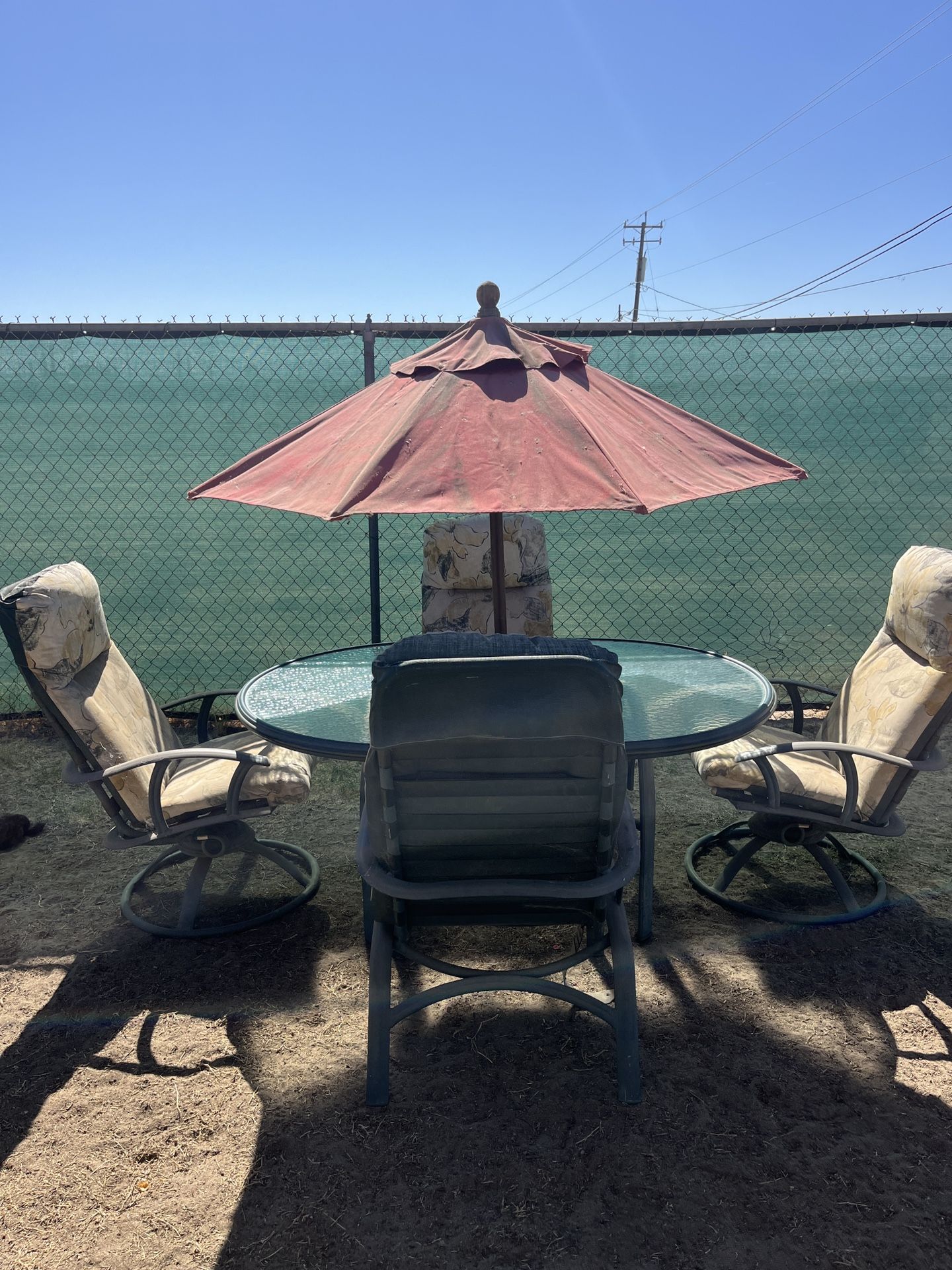 Patio Table And Chairs for Sale in Bakersfield, CA OfferUp