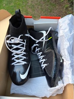 Nike football cleats Size 9