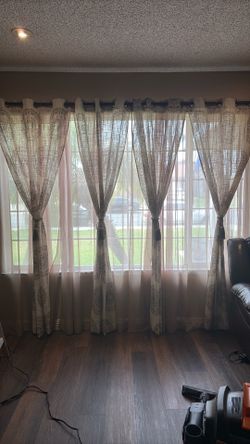 Curtain set