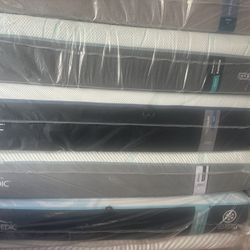 King Queen Size Tempurpedic ProAdapt,  ProBreeze,  LuxeBreeze Mattress  Pro Breeze /Luxe Adapt /Pro Adapt /Adapt /cloud /Tempur pedic contour Supreme 