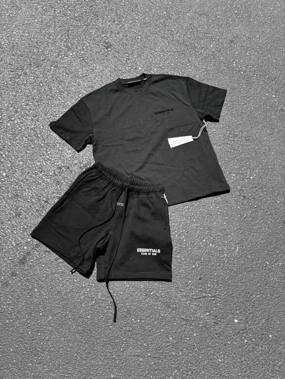 Full Essentials Sets Shorts And Tee Shirt CHECK DESC