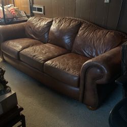 Leather Couch And Loveseat 