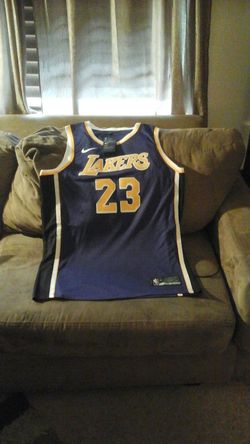 Brand new lebron james jersey size xl