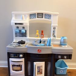 Step 2 Kitchen Play-set