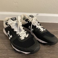 Under Armour Yard Baseball Turf Training Shoes Cleats Black White Size 13.5