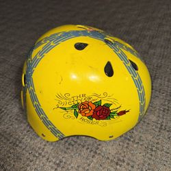Yellow XL Hard Plastic Bicycle Helmet !!!!!