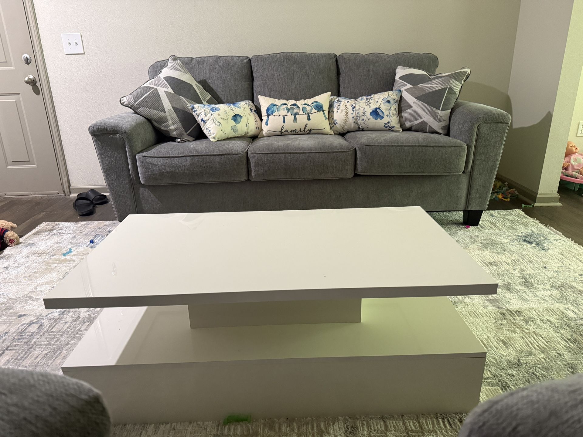 SE VENDE 1 Mes De USO PRODUCTOS DE ASHLEY 