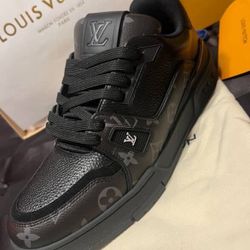 Lv Trainers 