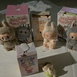 LABUBU COLLECTIBLE TOY 
