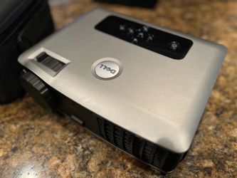 Dell 2400MP DLP Projector 3000 Lumens LAMP HOURS 16