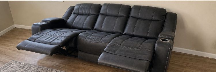 Power Reclining Sofa w/ Cup Holders – Excellent Condition – Very Comfortable – $650 OBO