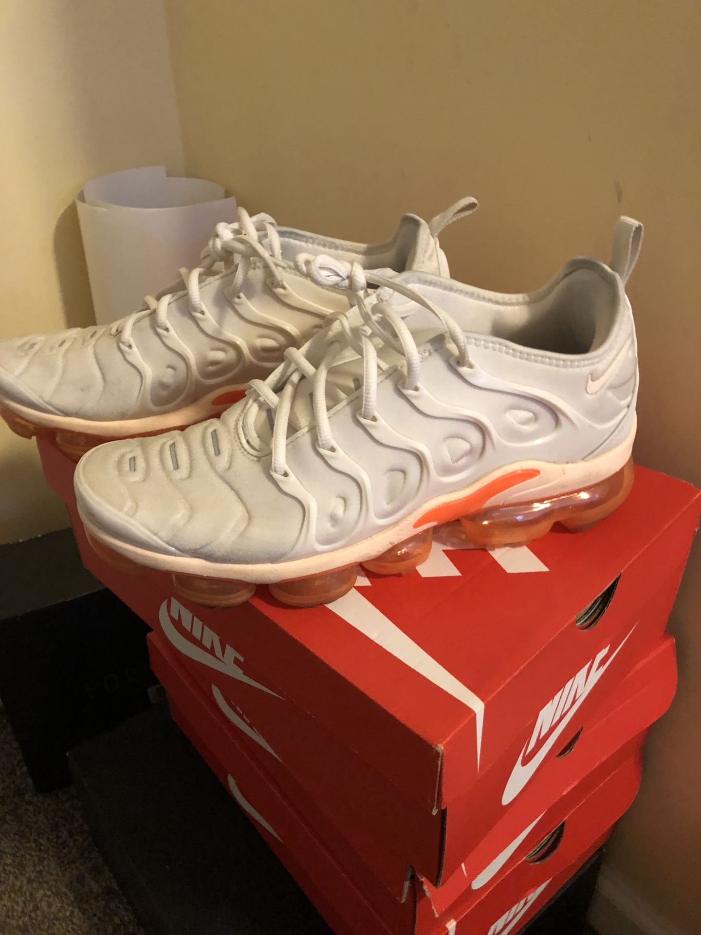 vapormax plus
