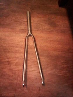 KINESIS POLISHED ALUMINUM 1IN THREADED FORK