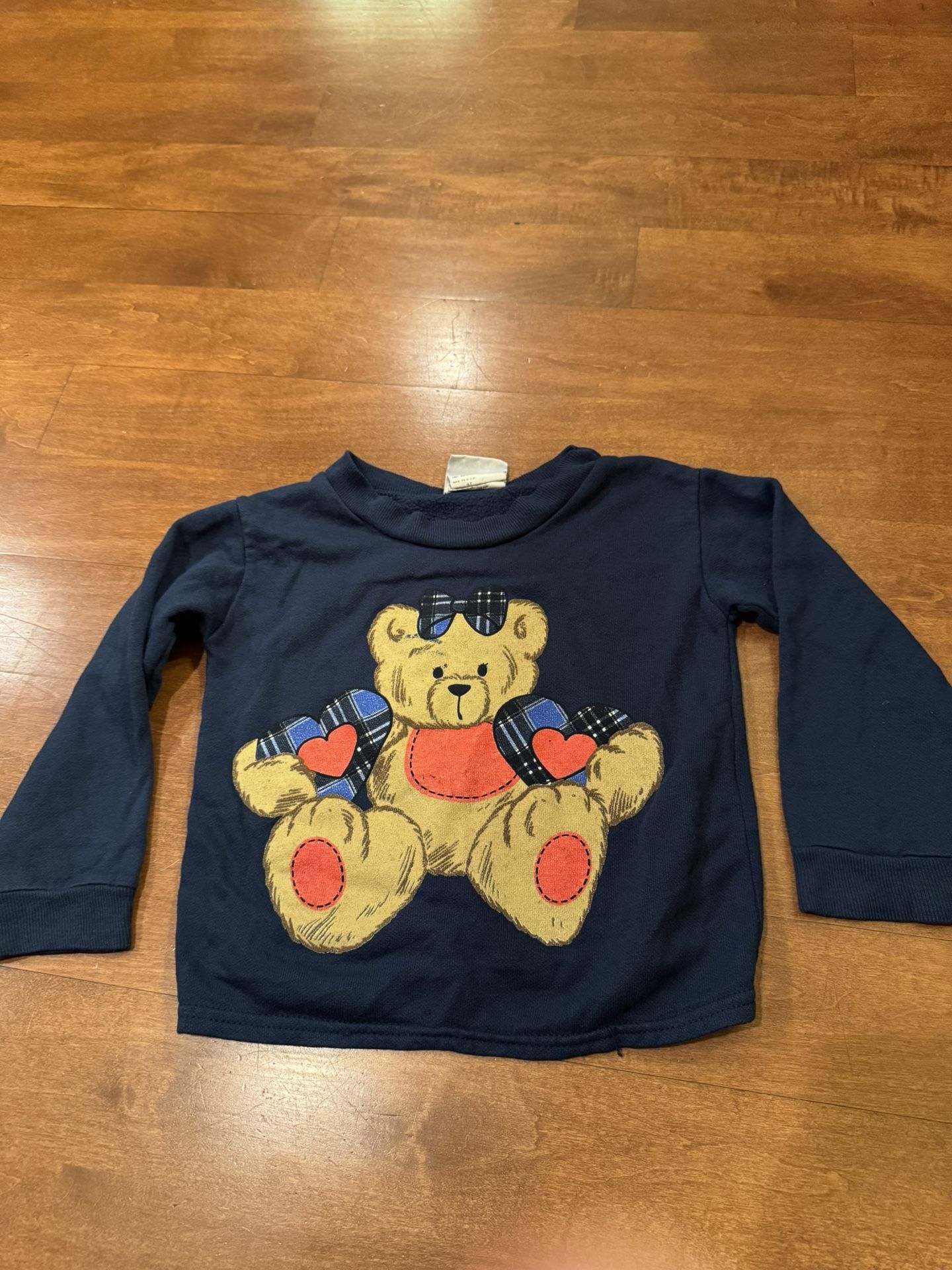 Vintage Y2K 90s heart teddy bear bear Valentine’s Day sweatshirt shipping available
