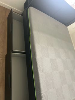 Queen bed