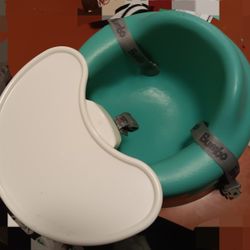 Bumbo w/ Tray