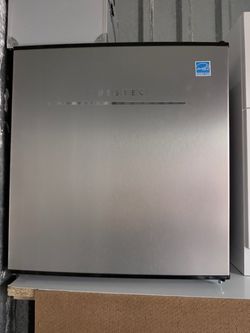 Fridge Freezer/ Refrigerator