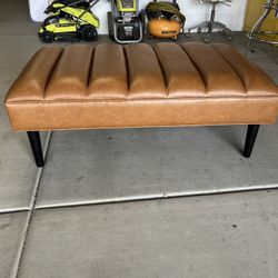 Ottoman/ Coffee Table