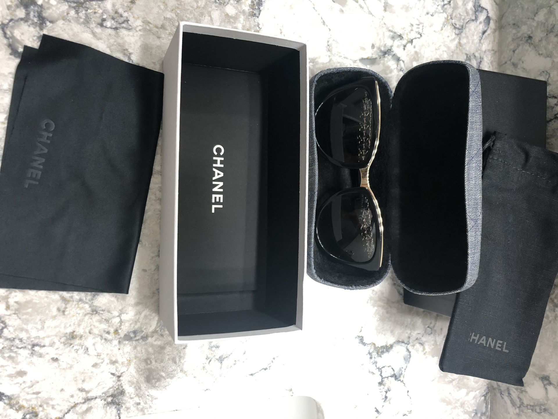 Chanel Chainlink Polarized Cat Eye Sunglasses - Excellent condition