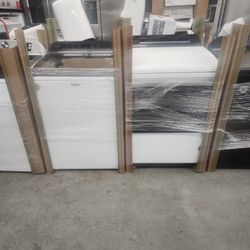 New Whirlpool Glass Top Washer And Dryer Set