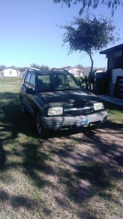 2000 Chev Tracker 4dr