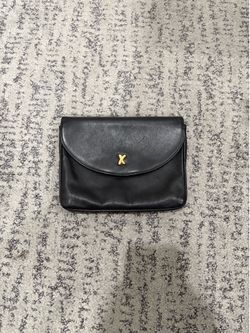 Vintage leather handbag
