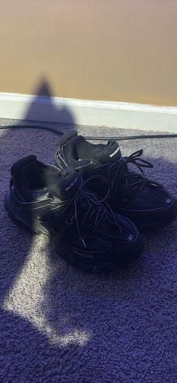 Led Balenciaga tracks