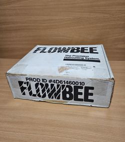 Vintage Flowbees hair cutting system with attachment in original box /works