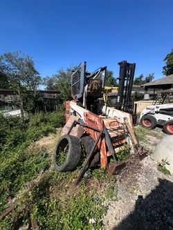 Bobcat 863 skid steer