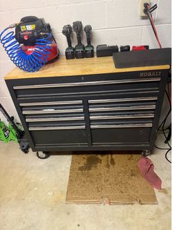46 inch Kobalt tool box