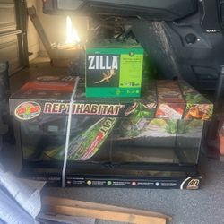 40 Gallon Front Opening Terrarium + Tropical Habitat Accessory Kit