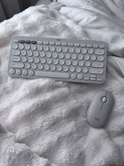 Logitech Pebble Keyboard & Mouse Bluetooth Compatibility