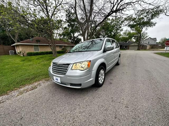 2009 Chrysler Town & Country