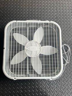 Lasko White Box Fan