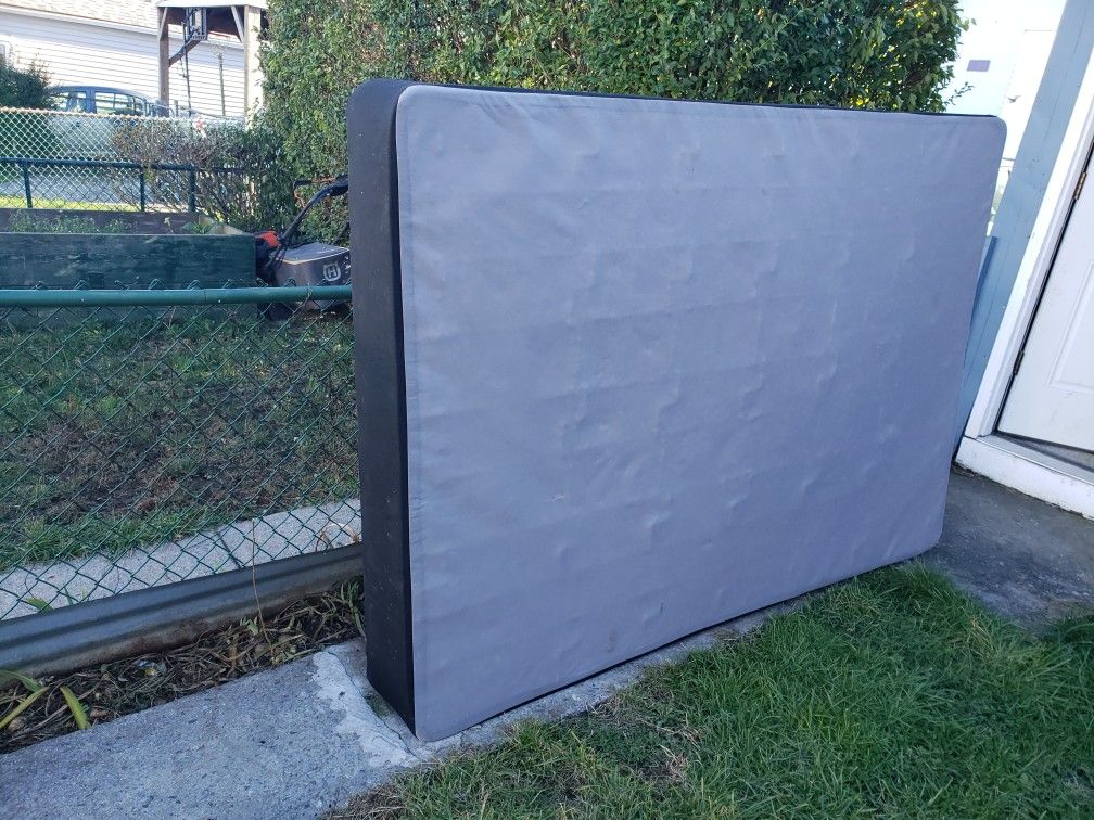 Free Full Size Box Spring